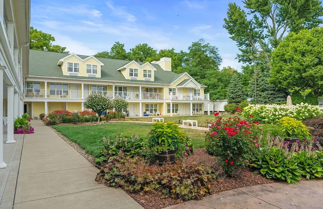 Kelleys Island Venture Resort-1